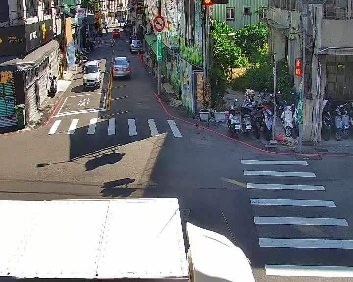 台中市東區振興路/復興路(右側車流往忠孝路)