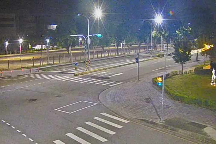 經貿路/經貿七路(監控經貿8地停車場)