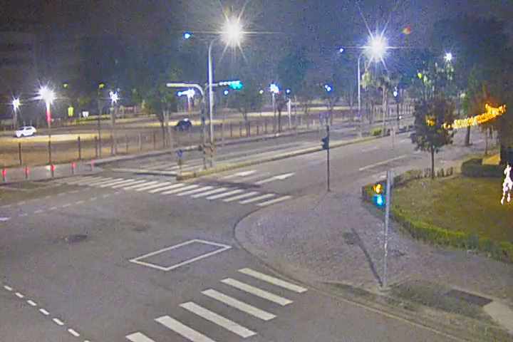 經貿路/經貿七路(監控經貿8地停車場)