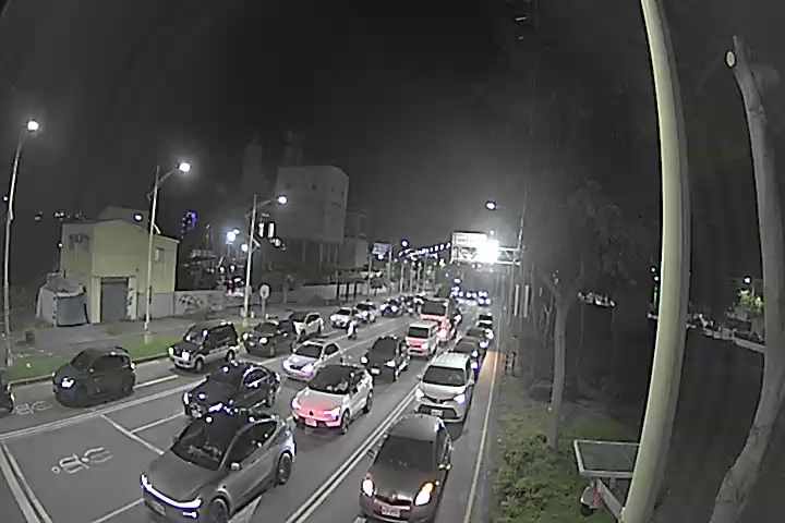 環中路/中山路(往旱溪-路口前)(內側)Huanzhong Rd./Zhongshan Rd.
