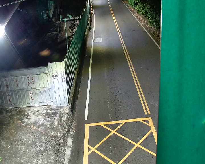 新社區中正街(右側車流往社寮角)Zhongzheng St.(Right side Traffic flow to Sheliaojiao)