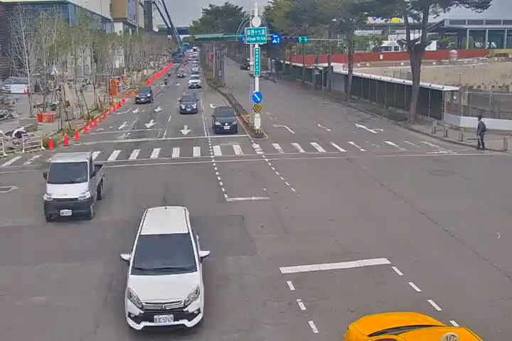 崇德路三段/崇德十九路(右側車流往環中路)