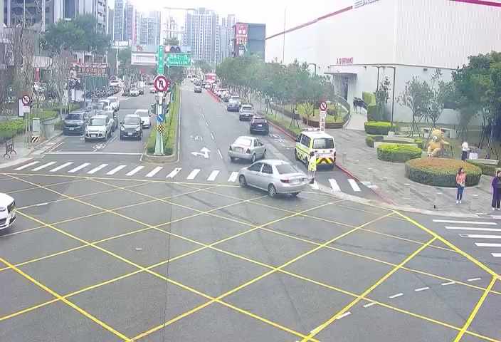 台中市北屯區敦富路/南興北一街(右側車流往潭子)