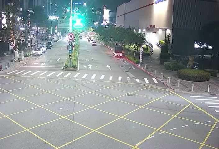 台中市北屯區敦富路/南興北一街(右側車流往潭子)