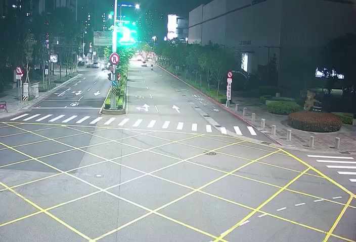 台中市北屯區敦富路/南興北一街(右側車流往潭子)