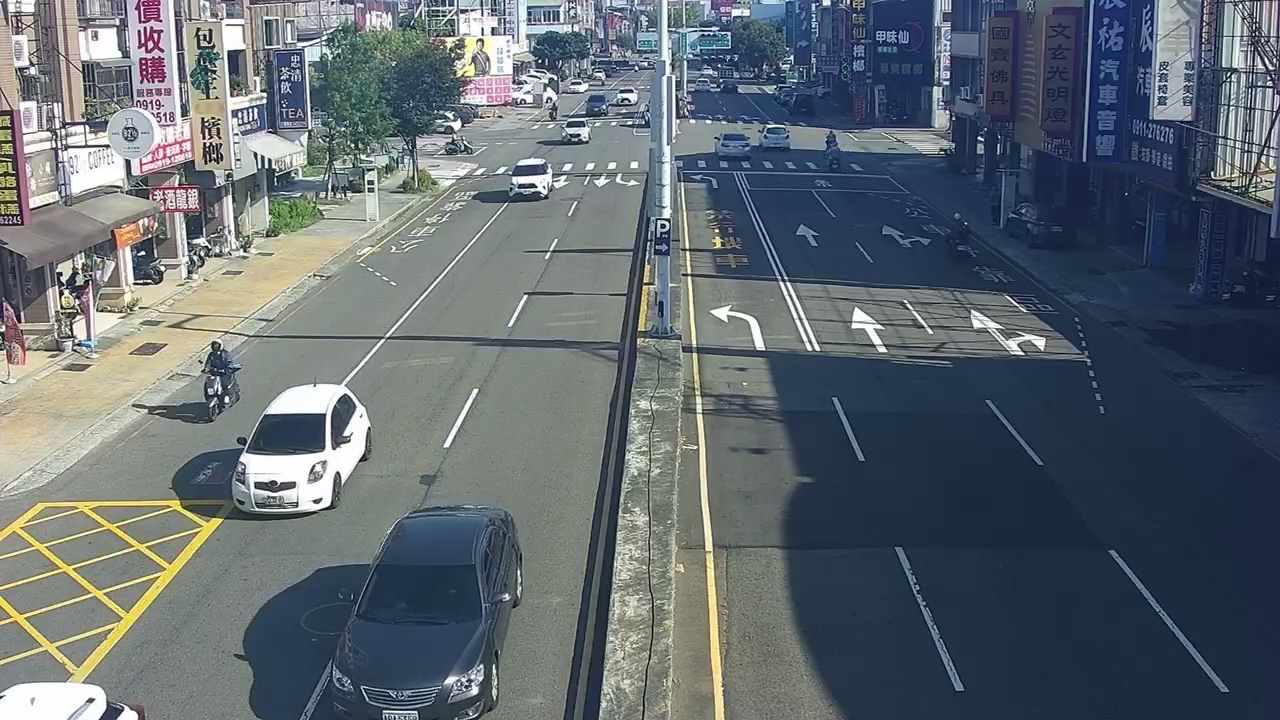 中清路/1386巷(右側車流往文心路)