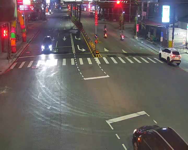 台中市北屯區崇德路/豐樂路(右側車流往環中路)