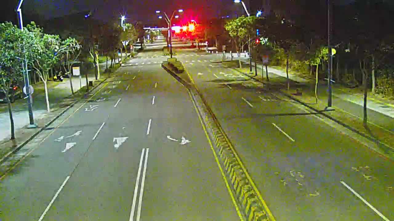 凱旋路/大鵬路(右側車流往凱旋七街)