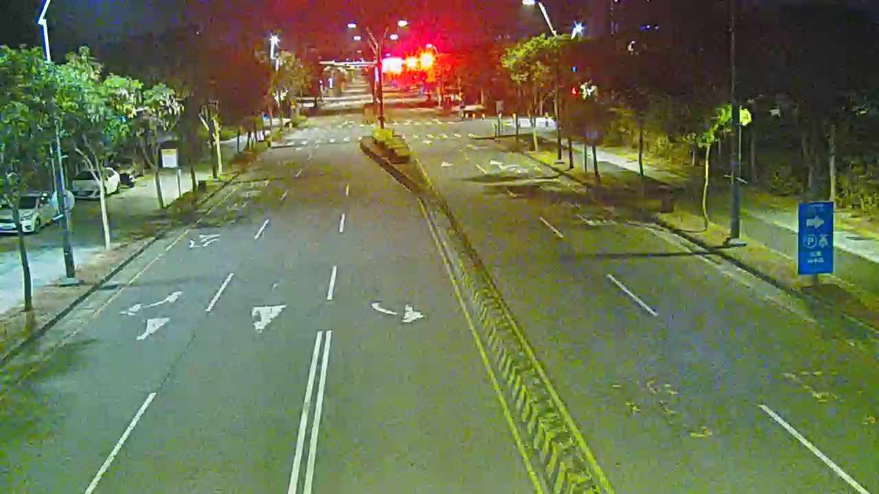 凱旋路/大鵬路(右側車流往凱旋七街)