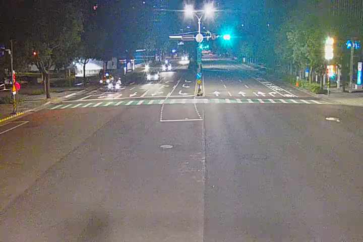 市政北七路/惠中路(右側車流往市政路)