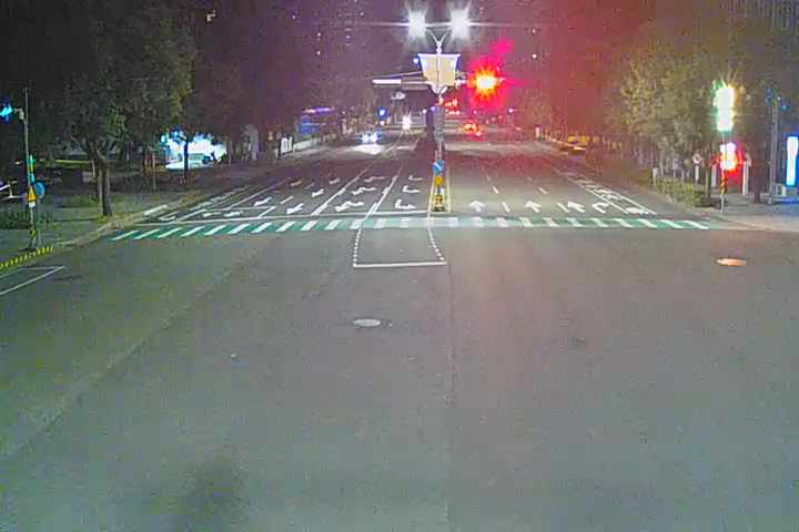市政北七路/惠中路(右側車流往市政路)