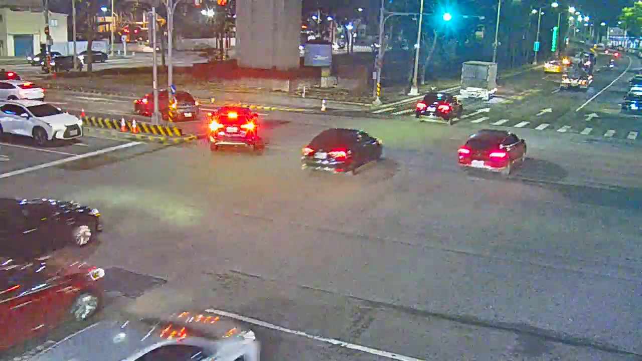 環中路/中山路(右側車流往崇德路)