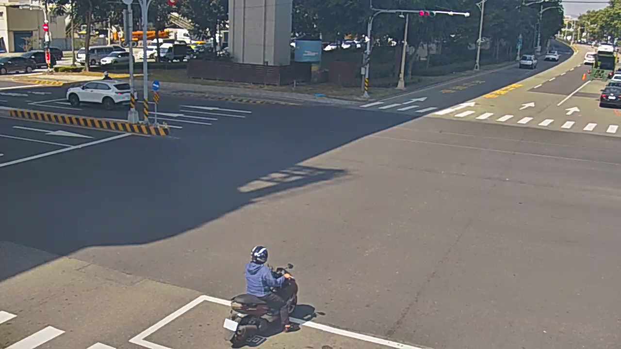 環中路/中山路(右側車流往崇德路)