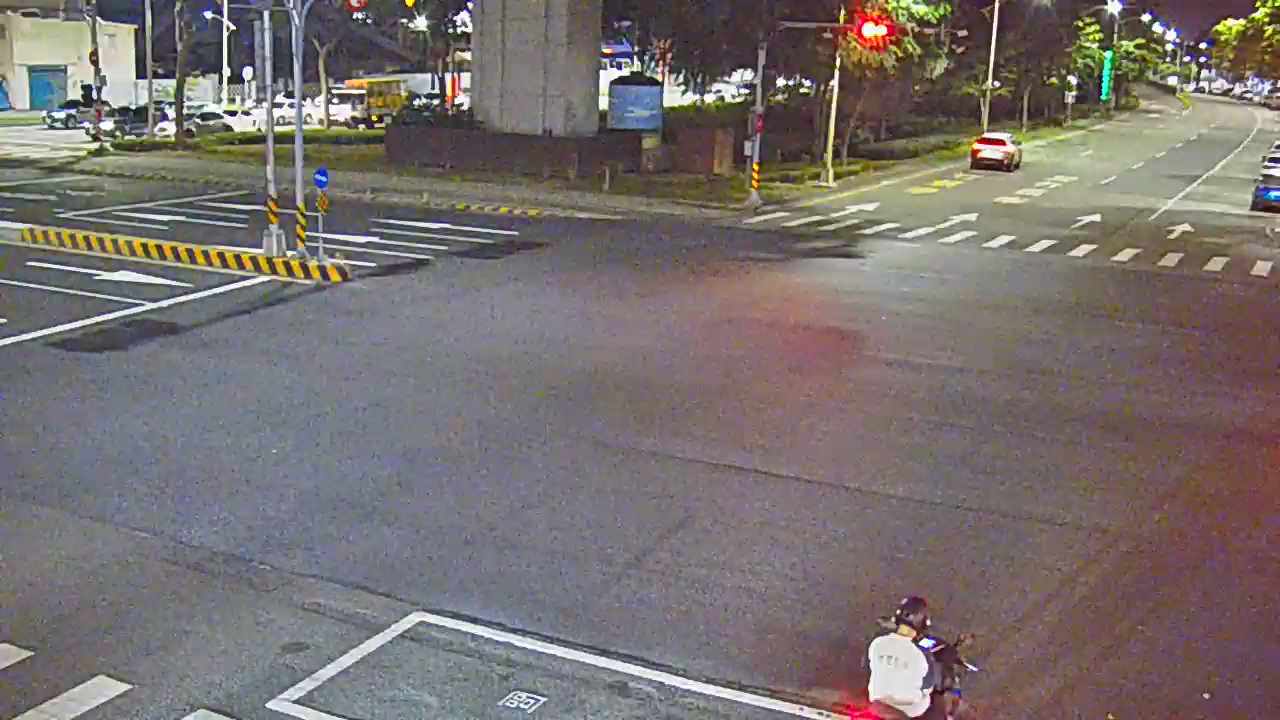 環中路/中山路(右側車流往崇德路)